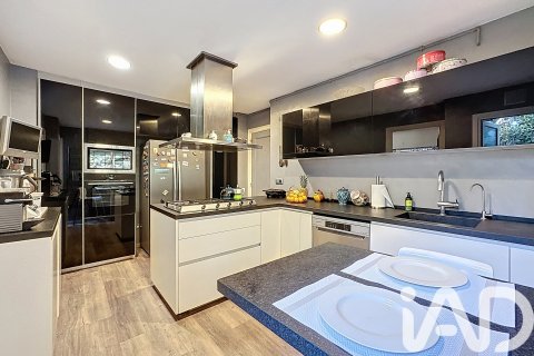 Продажа дома в Тейя, Барселона, Испания 6 спален, 354м2 №152665 - фото 16