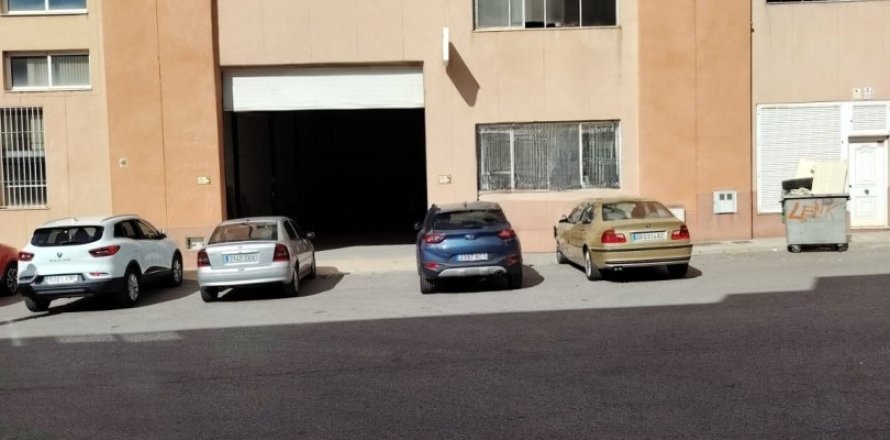 Commercial property in El Chaparral, Granada, Spain 451 sq.m. No. 152663