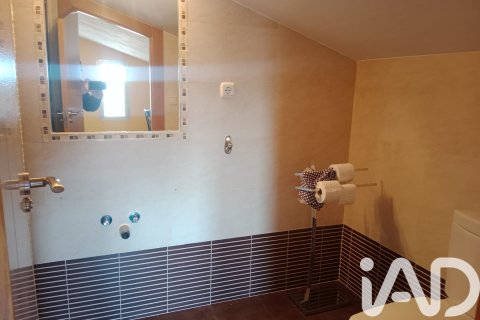 Продажа пентхауса в Сарагоса, Испания 5 спален, 180м2 №152668 - фото 16