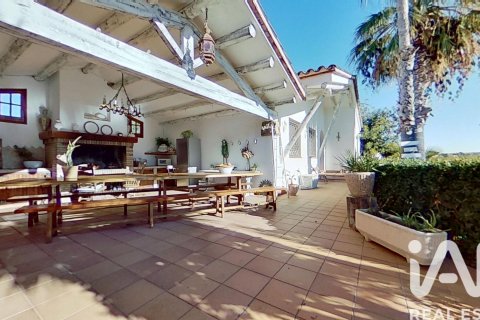 Māja pārdošanā Roda de Berà, Tarragona, Spānijā 2 istabas, 349 m2 Nr. 152667 - attēls 23