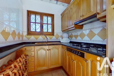 Māja pārdošanā Roda de Berà, Tarragona, Spānijā 2 istabas, 349 m2 Nr. 152667 - attēls 5