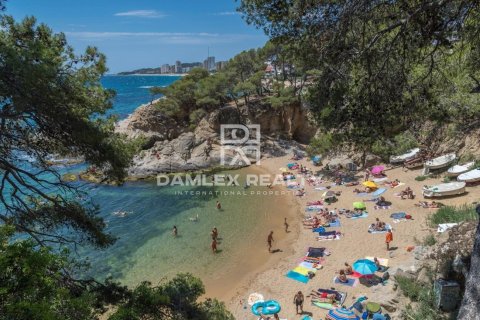 Willa w Platja D'aro, Girona, Hiszpania 8 sypialni, 1754 mkw. nr 176664 – zdjęcie 5