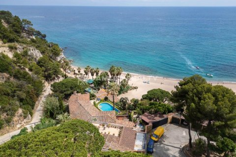 Willa w Tossa de Mar, Girona, Hiszpania 10 sypialni, 1000 mkw. nr 176667 – zdjęcie 2