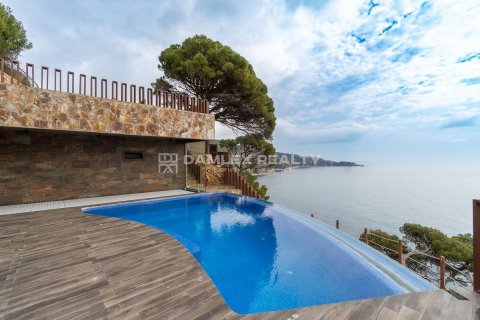 Willa w Sant Feliu de Guixols, Girona, Hiszpania 7 sypialni, 469 mkw. nr 176668