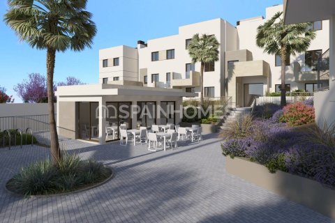 Ático en venta en Estepona, Málaga, España 3 dormitorios, 89 m2 No. 168686 - foto 8