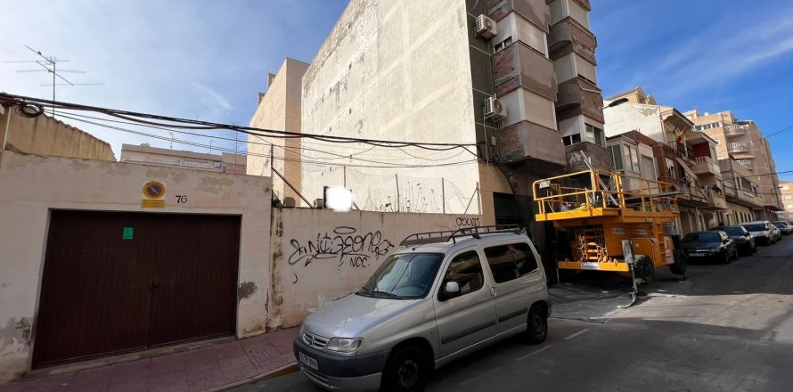 Land plot Torrevieja, Alicante, Spain 40 sq.m. No. 116952