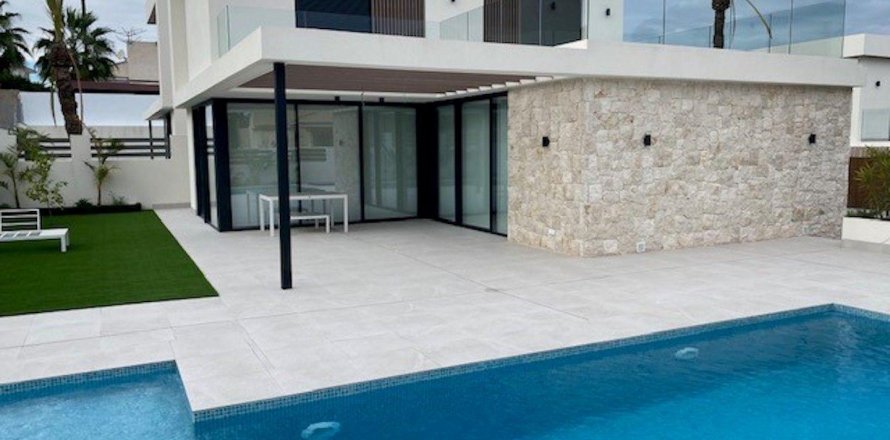 Villa Alicante, Spain 3 bedrooms, 130 sq.m. No. 116956