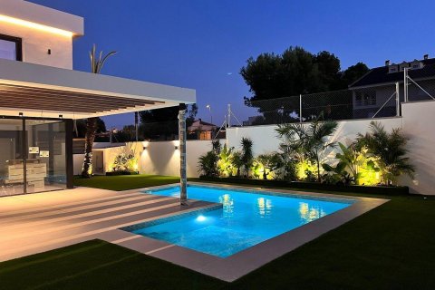 Villa for sale Alicante, Spain 3 bedrooms, 130 sq.m. No. 116956 - photo 15