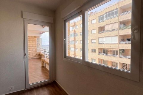 Apartment for sale Torrevieja, Alicante, Spain 2 bedrooms, 83 sq.m. No. 119722 - photo 4