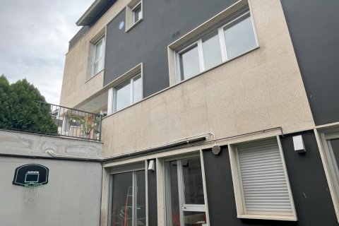 Huvila myytävänä Las Rozas de Madrid, Madrid, Espanja, 5 makuuhuonetta, 470 m2 No. 117169 - kuva 18