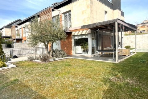 Huvila myytävänä Las Rozas de Madrid, Madrid, Espanja, 5 makuuhuonetta, 470 m2 No. 117169 - kuva 17