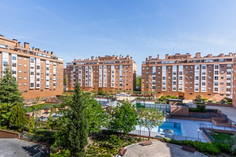Apartment à vendre Madrid, Espagne, 1 chambre, 60 m2 No. 117166 - photo 4