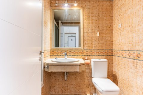 Apartment à vendre Madrid, Espagne, 1 chambre, 60 m2 No. 117166 - photo 10