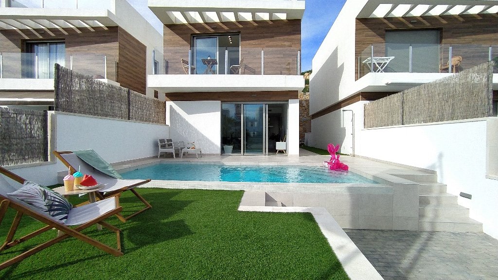 Villa à Villamartin, Alicante, Espagne 3 chambres, 100 m2 No. 144788