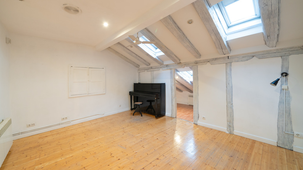 Kattohuoneisto Madrid, Espanja 3 makuuhuonetta, 168 m2 No. 107393