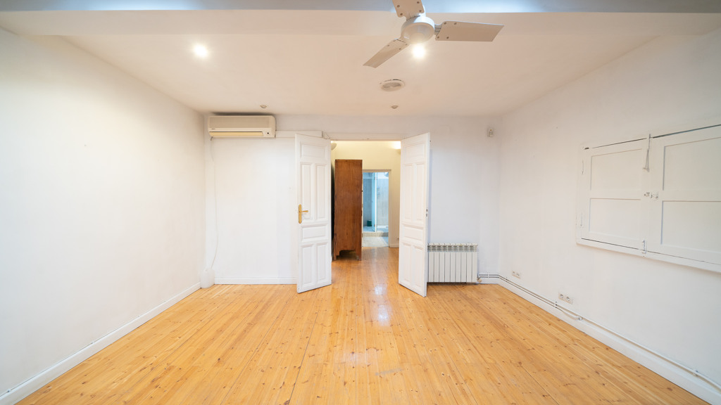 Kattohuoneisto Madrid, Espanja 3 makuuhuonetta, 168 m2 No. 107393