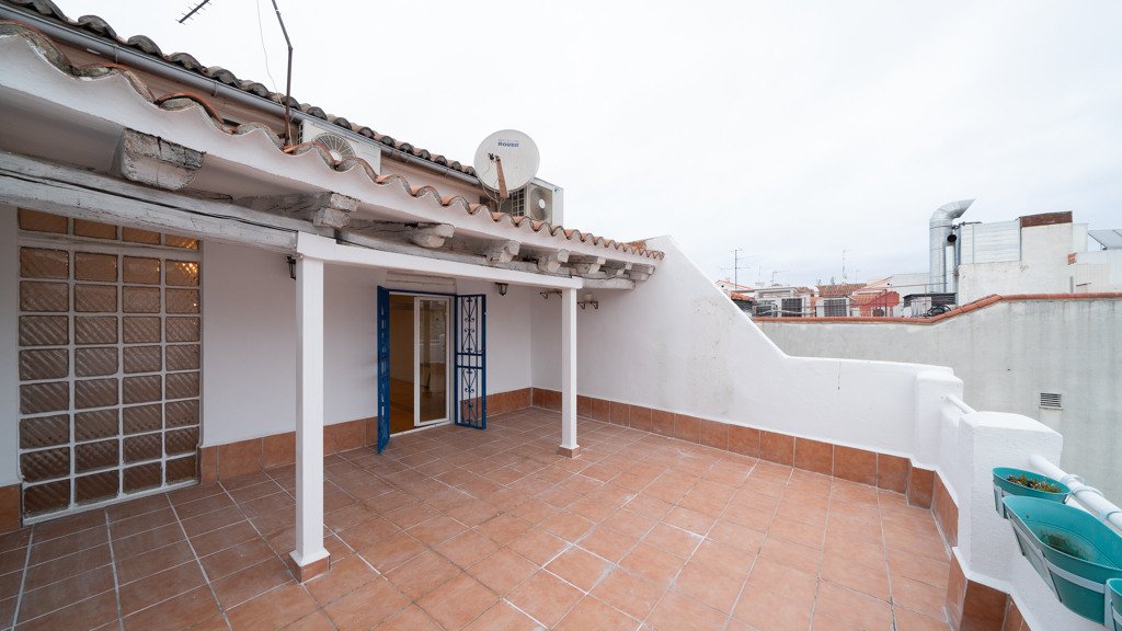 Kattohuoneisto Madrid, Espanja 3 makuuhuonetta, 168 m2 No. 107393