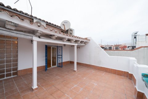 Duplex for sale Madrid, Spain 3 bedrooms, 168 sq.m. No. 107393 - photo 15