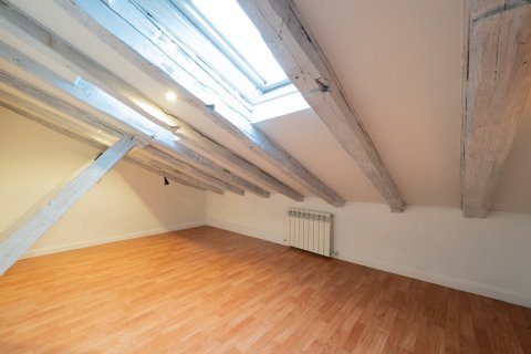 Duplex for sale Madrid, Spain 3 bedrooms, 168 sq.m. No. 107393 - photo 28