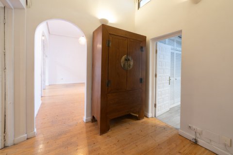 Duplex for sale Madrid, Spain 3 bedrooms, 168 sq.m. No. 107393 - photo 29