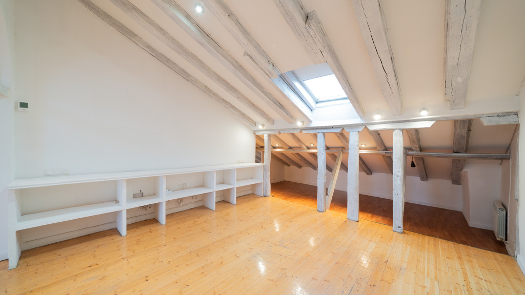 Kattohuoneisto Madrid, Espanja 3 makuuhuonetta, 168 m2 No. 107393