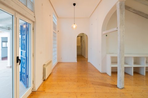 Duplex for sale Madrid, Spain 3 bedrooms, 168 sq.m. No. 107393 - photo 11