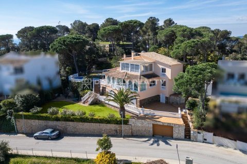 Huvila myytävänä Calonge, Girona, Espanja, 6 makuuhuonetta, 587 m2 No. 176918 - kuva 3