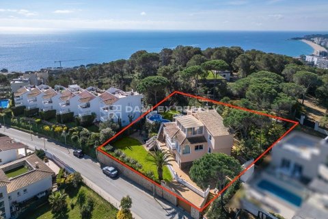 Huvila myytävänä Calonge, Girona, Espanja, 6 makuuhuonetta, 587 m2 No. 176918 - kuva 2