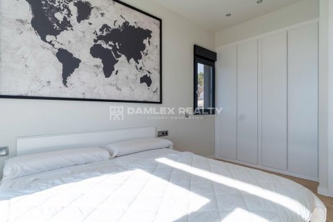 Talo myytävänä Sant Feliu de Guixols, Girona, Espanja, 4 makuuhuonetta, 290 m2 No. 176916 - kuva 22