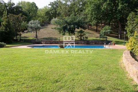 Linnat myytävänä Santa Cristina d'Aro, Girona, Espanja, 3 makuuhuonetta, 240 m2 No. 176914 - kuva 4