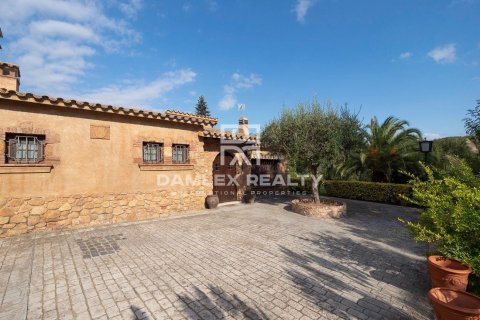 Linnat myytävänä Santa Cristina d'Aro, Girona, Espanja, 3 makuuhuonetta, 240 m2 No. 176914 - kuva 10