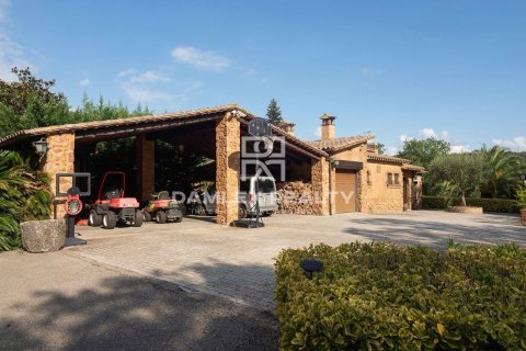 Linnat myytävänä Santa Cristina d'Aro, Girona, Espanja, 3 makuuhuonetta, 240 m2 No. 176914 - kuva 13