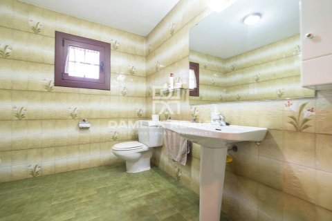 Linnat myytävänä Santa Cristina d'Aro, Girona, Espanja, 3 makuuhuonetta, 240 m2 No. 176914 - kuva 24