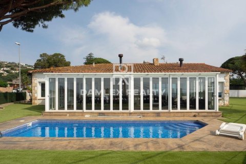 Huvila Platja D'aro, Girona, Espanja 4 makuuhuonetta, 270 m2 No. 176915