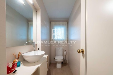 Huvila myytävänä Platja D'aro, Girona, Espanja, 4 makuuhuonetta, 270 m2 No. 176915 - kuva 14