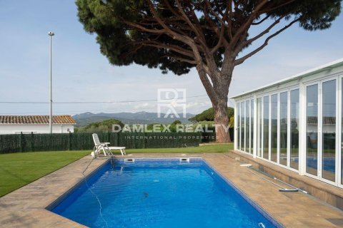 Huvila myytävänä Platja D'aro, Girona, Espanja, 4 makuuhuonetta, 270 m2 No. 176915 - kuva 2