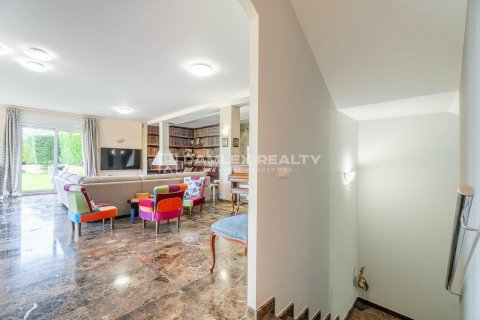 Huvila myytävänä Platja D'aro, Girona, Espanja, 4 makuuhuonetta, 447 m2 No. 176917 - kuva 15