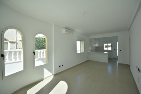 Villa pārdošanā Algorfa, Alicante, Spānijā 2 istabas, 68 m2 Nr. 139941 - attēls 2