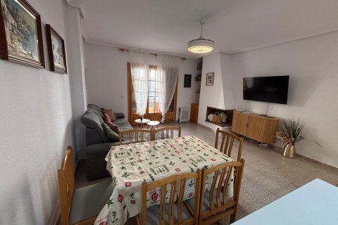 Huoneisto myytävänä Torrevieja, Alicante, Espanja, 2 makuuhuonetta,  No. 139943 - kuva 25