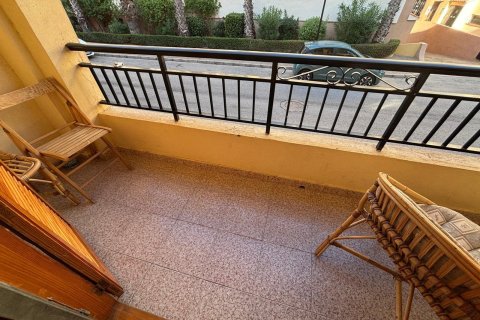 Huoneisto myytävänä Torrevieja, Alicante, Espanja, 2 makuuhuonetta,  No. 139943 - kuva 28