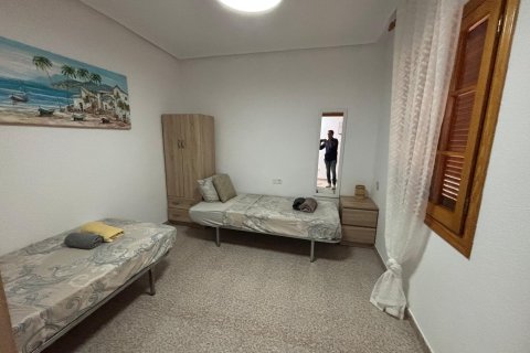 Huoneisto myytävänä Torrevieja, Alicante, Espanja, 2 makuuhuonetta,  No. 139943 - kuva 15