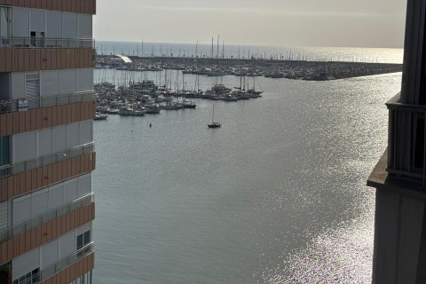 Huoneisto myytävänä Torrevieja, Alicante, Espanja, 3 makuuhuonetta, 76 m2 No. 139944 - kuva 10