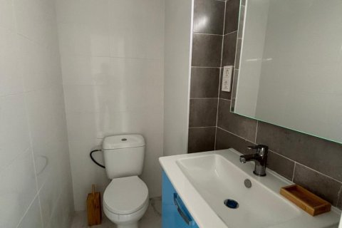 Huoneisto myytävänä Torrevieja, Alicante, Espanja, 3 makuuhuonetta, 76 m2 No. 139944 - kuva 13