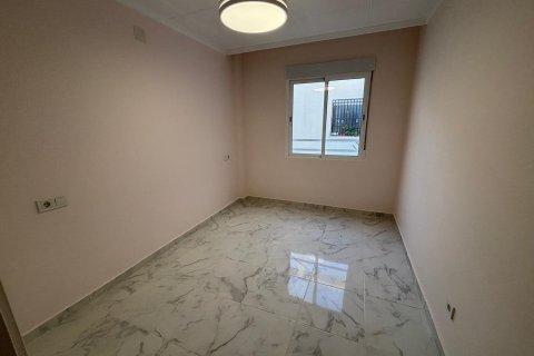 Huoneisto myytävänä Torrevieja, Alicante, Espanja, 3 makuuhuonetta, 76 m2 No. 139944 - kuva 21