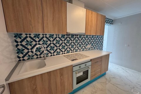 Huoneisto myytävänä Torrevieja, Alicante, Espanja, 3 makuuhuonetta, 76 m2 No. 139944 - kuva 15