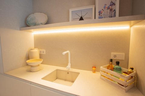 Huoneisto myytävänä La Manga del Mar Menor, Murcia, Espanja, 3 makuuhuonetta, 83 m2 No. 111577 - kuva 13