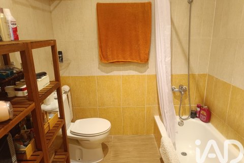 Commercial property for sale in Barcelona, Spain 1 bedroom, 187 sq.m. No. 172668 - photo 20