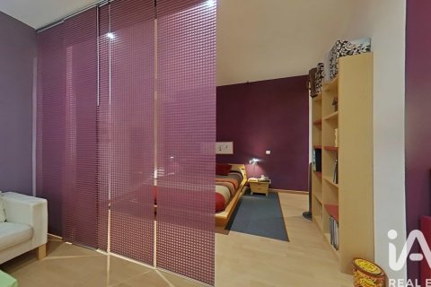 Commercial property for sale in Barcelona, Spain 1 bedroom, 187 sq.m. No. 172668 - photo 15