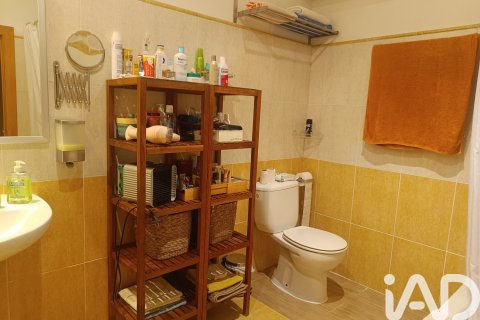 Commercial property for sale in Barcelona, Spain 1 bedroom, 187 sq.m. No. 172668 - photo 19