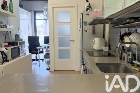 Apartament w Barcelona, Hiszpania 2 sypialnie, 65 mkw. nr 172669 – zdjęcie 12